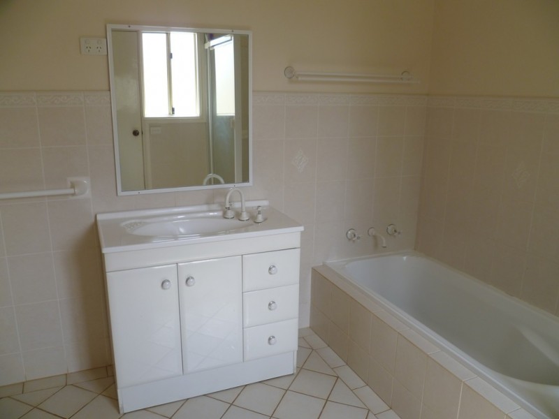 81 Ginns Road, Orange NSW 2800