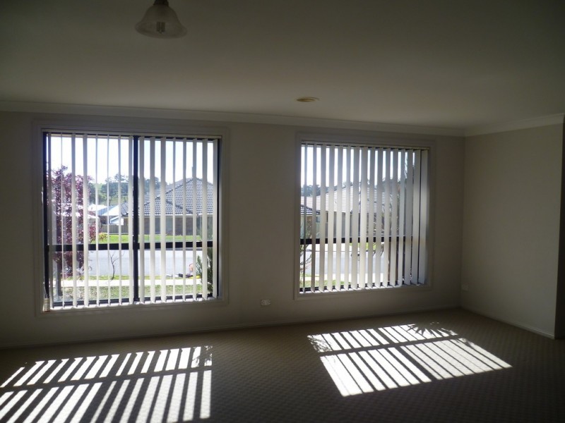 9 Hughes Street, Orange NSW 2800