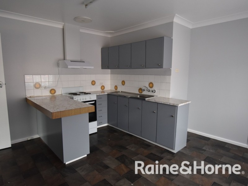 28 Icely Road, Orange NSW 2800