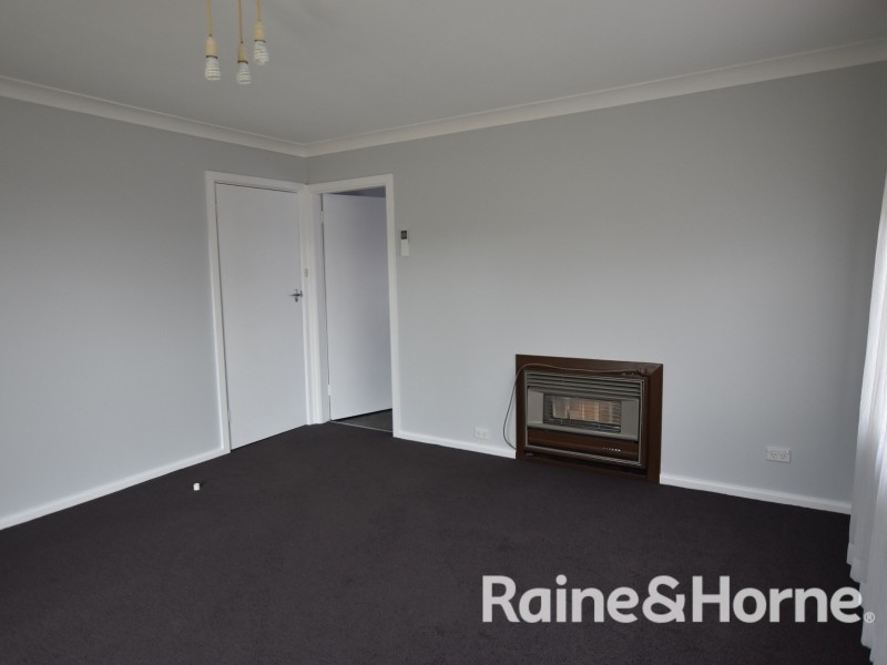 28 Icely Road, Orange NSW 2800