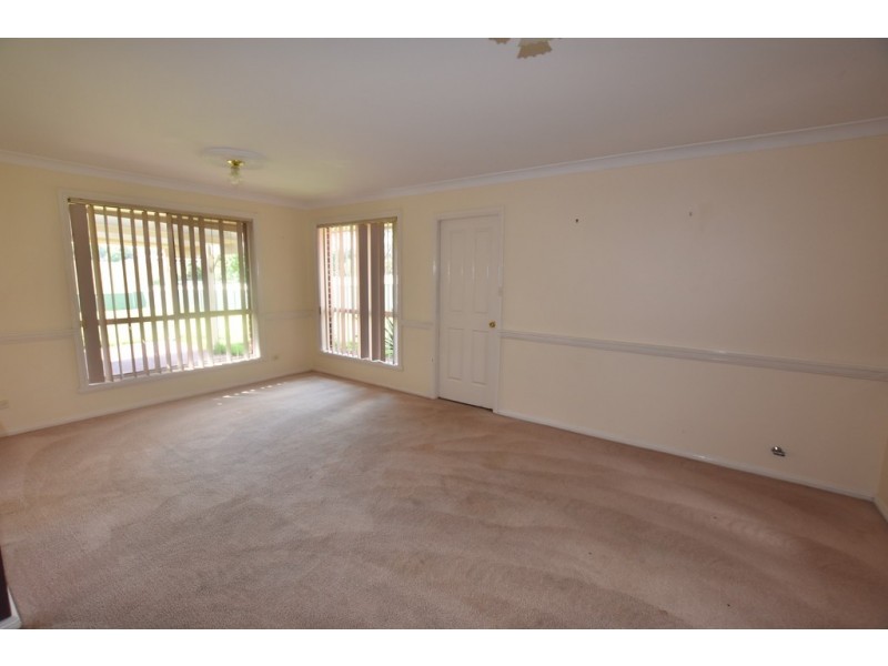 54 Turner Crescent, Orange NSW 2800