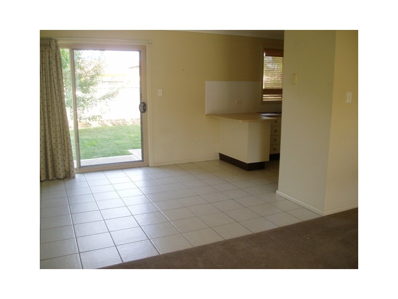 4 / 5 Coronation Drive, Orange NSW 2800