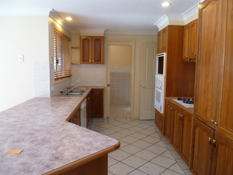 6 Alan Ridley Place, Orange NSW 2800