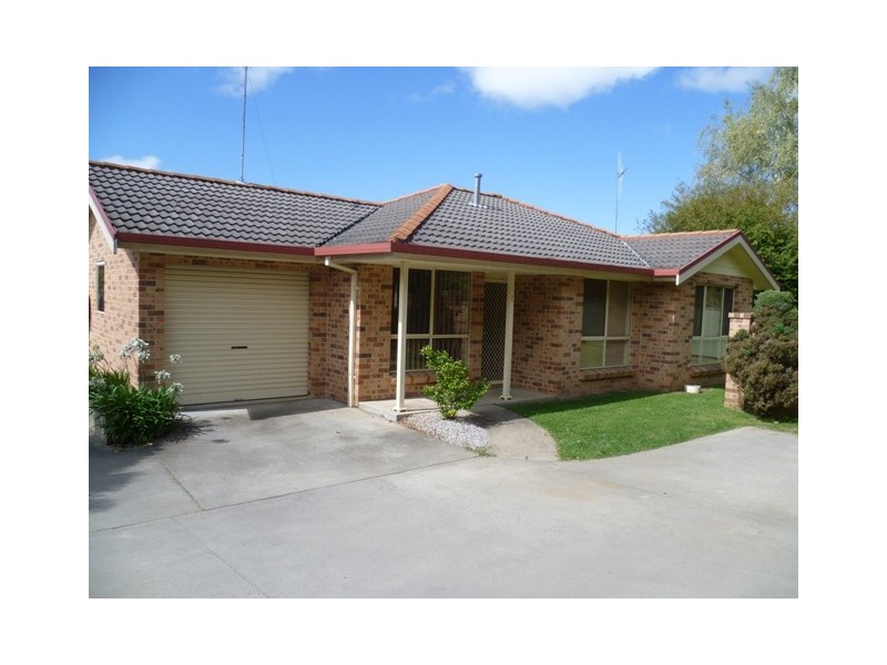 1/ 16 Forbes Road, Orange NSW 2800
