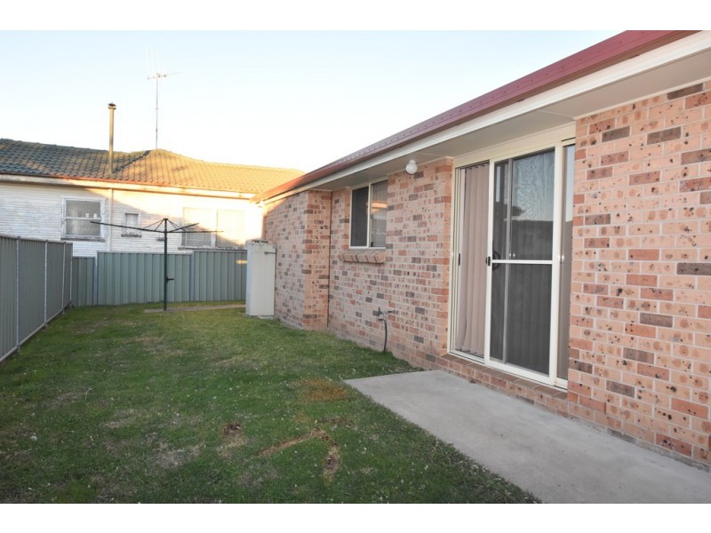 1/ 16 Forbes Road, Orange NSW 2800