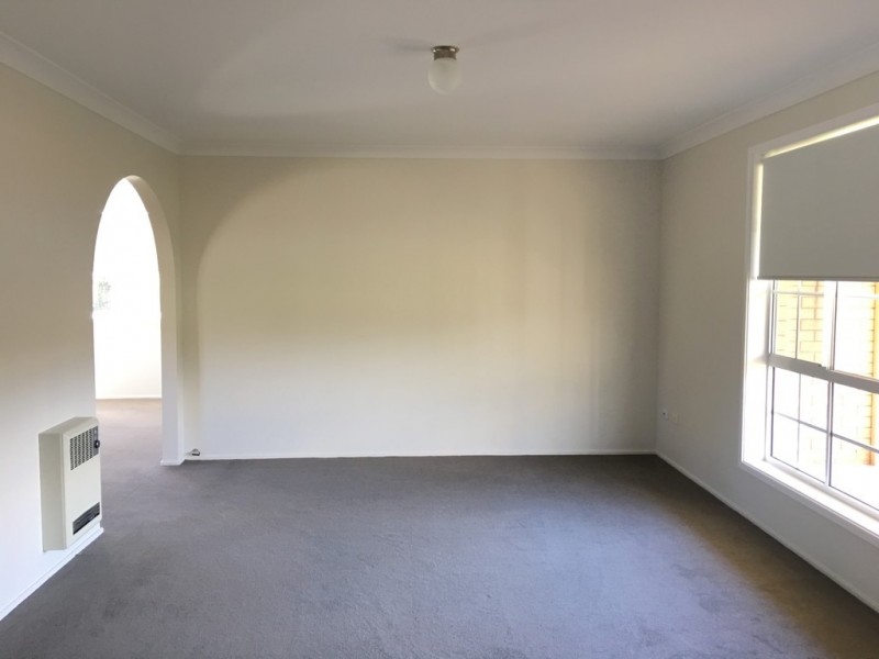 2 Landy Place, Orange NSW 2800