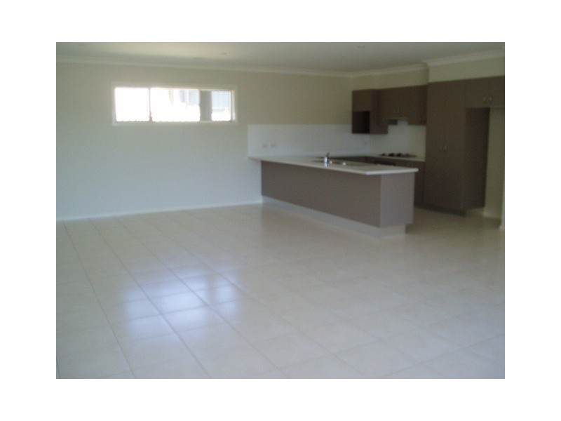 4 Romano Drive, Orange NSW 2800