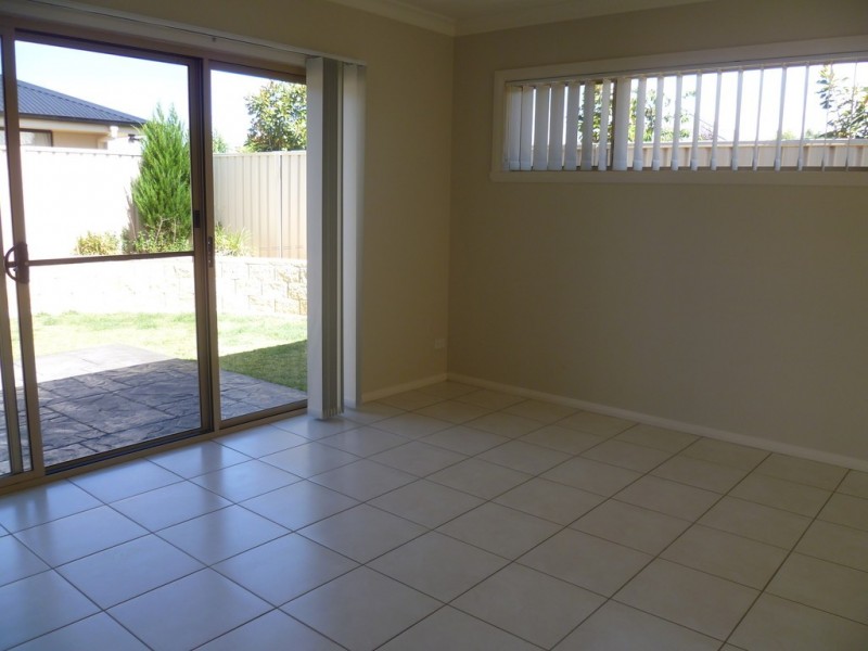 4 Romano Drive, Orange NSW 2800