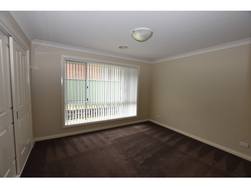 2 / 228 McLachlan Steeet, Orange NSW 2800