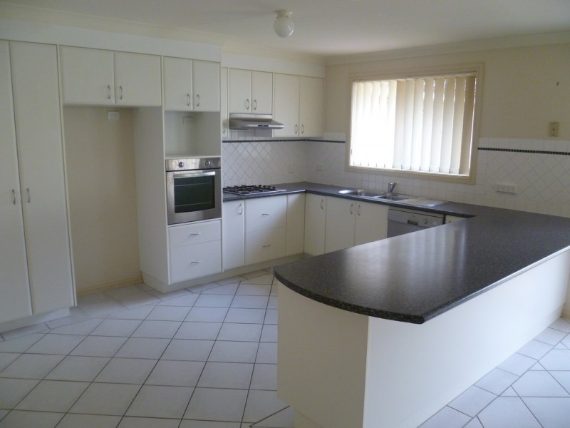 3 Greerlyn Way, Orange NSW 2800