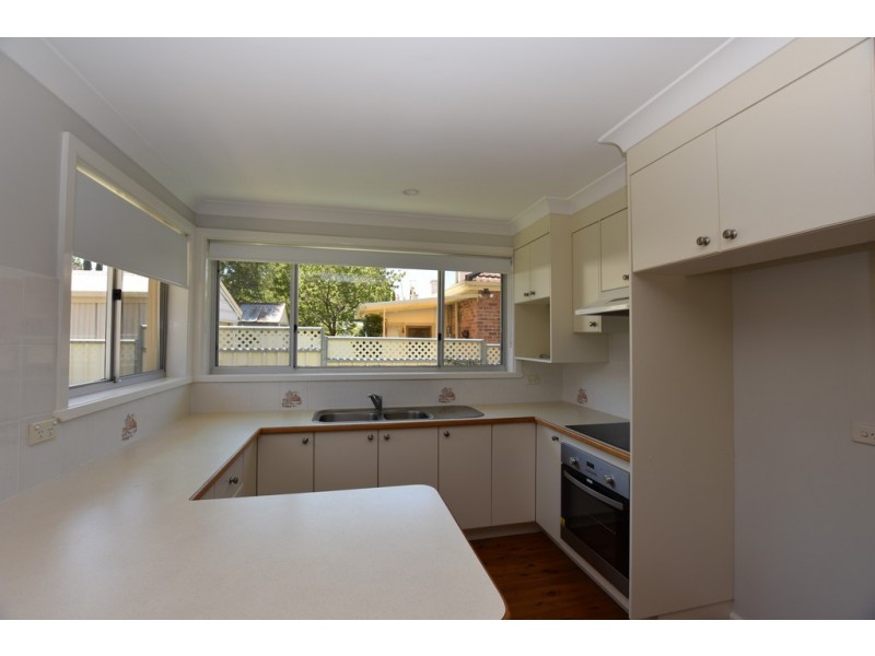 61 Moulder Street, Orange NSW 2800