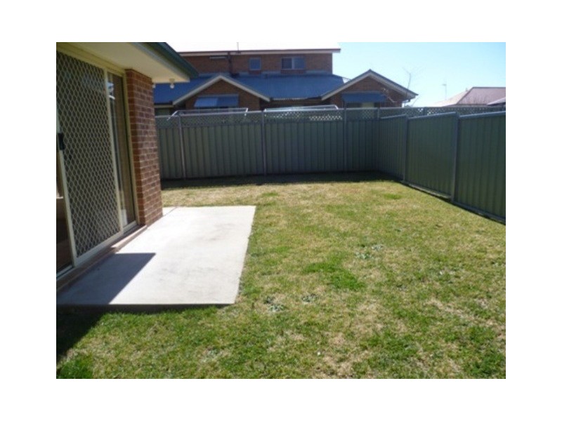 UNIT 3 /95 Autumn Street, Orange NSW 2800