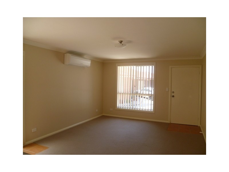 2 / 183a Dalton Street, Orange NSW 2800