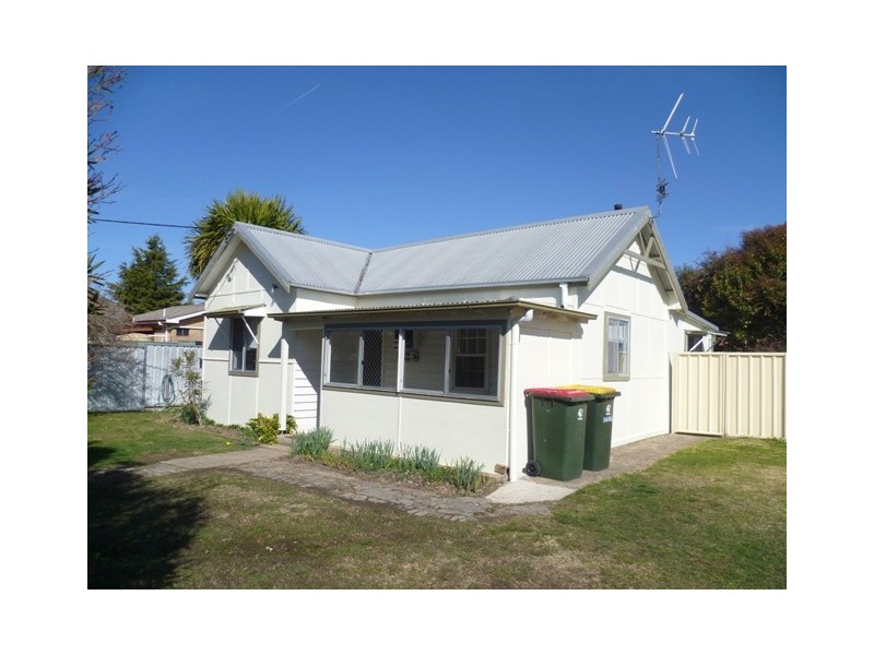 16 Windred Street, Orange NSW 2800