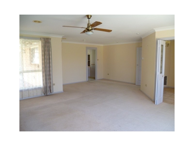 14 Jarrah Place, Orange NSW 2800