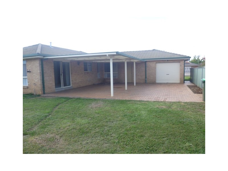 14 Jarrah Place, Orange NSW 2800