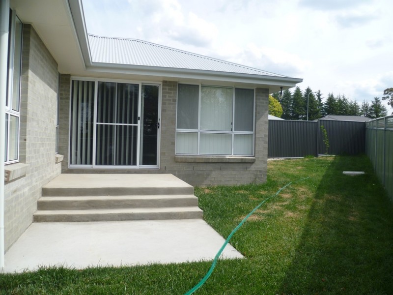 11b McCarron Place, Orange NSW 2800