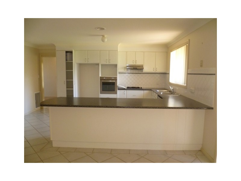 3 GREERLYN WAY, Orange NSW 2800