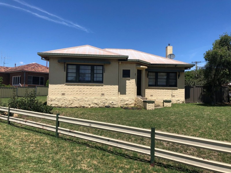2 Garden Street, Orange NSW 2800