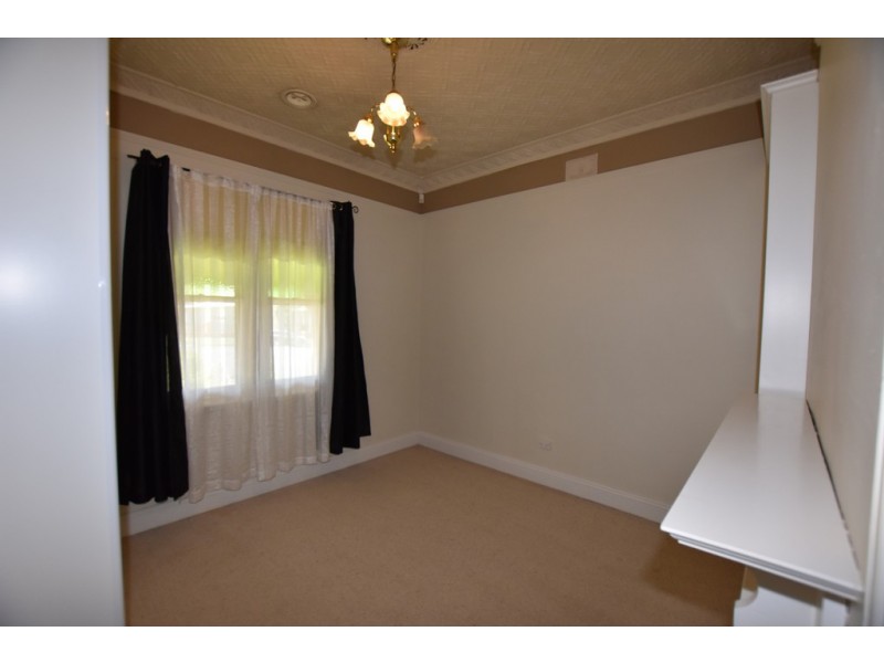 349 Lords Place, Orange NSW 2800