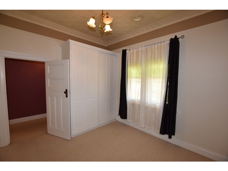 349 Lords Place, Orange NSW 2800