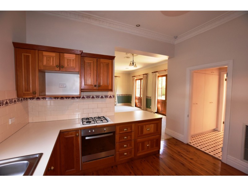 349 Lords Place, Orange NSW 2800