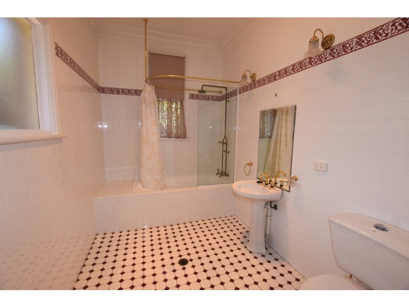 349 Lords Place, Orange NSW 2800