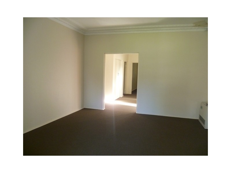 19 National Avenue, Orange NSW 2800