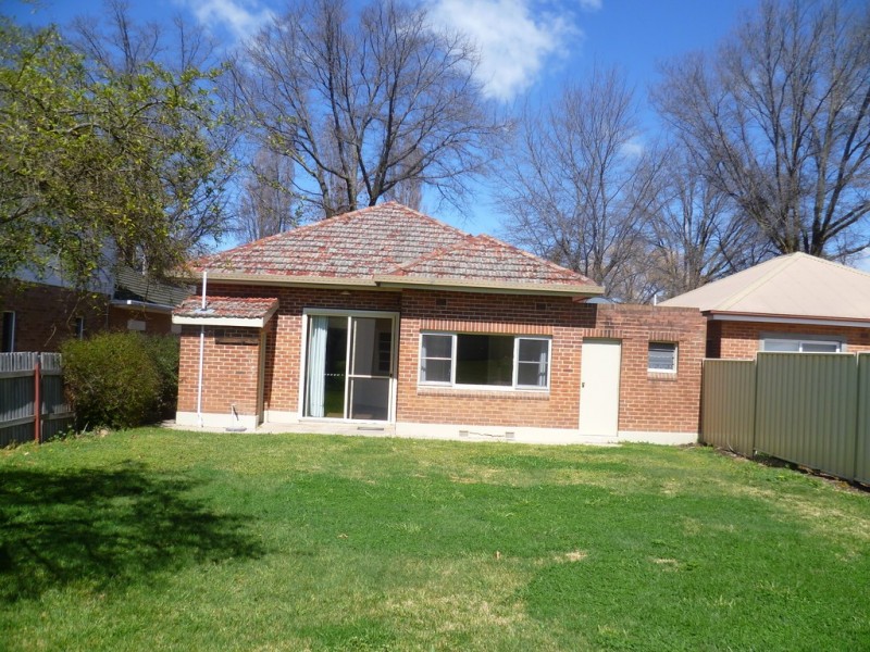 19 National Avenue, Orange NSW 2800