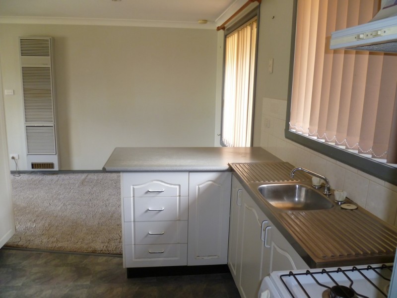 12 Laurel Avenue, Orange NSW 2800