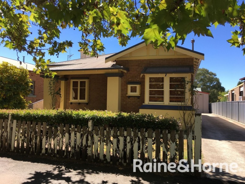 10 Sale Street, Orange NSW 2800