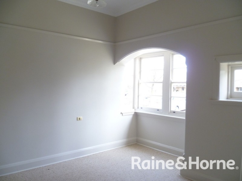 10 Sale Street, Orange NSW 2800