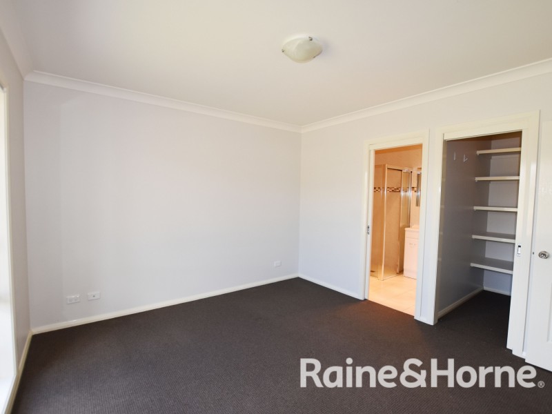 52 William Maker Drive, Orange NSW 2800