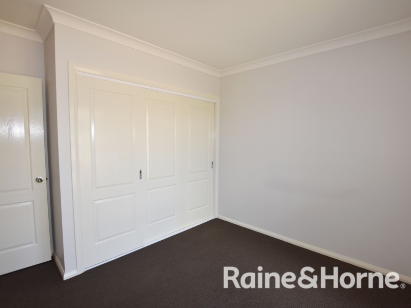 52 William Maker Drive, Orange NSW 2800