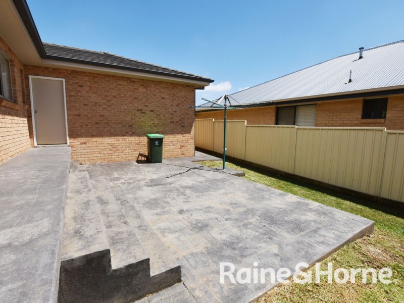 52 William Maker Drive, Orange NSW 2800