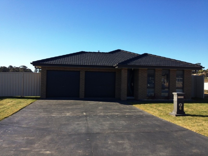 6 Molloy Drive, Orange NSW 2800