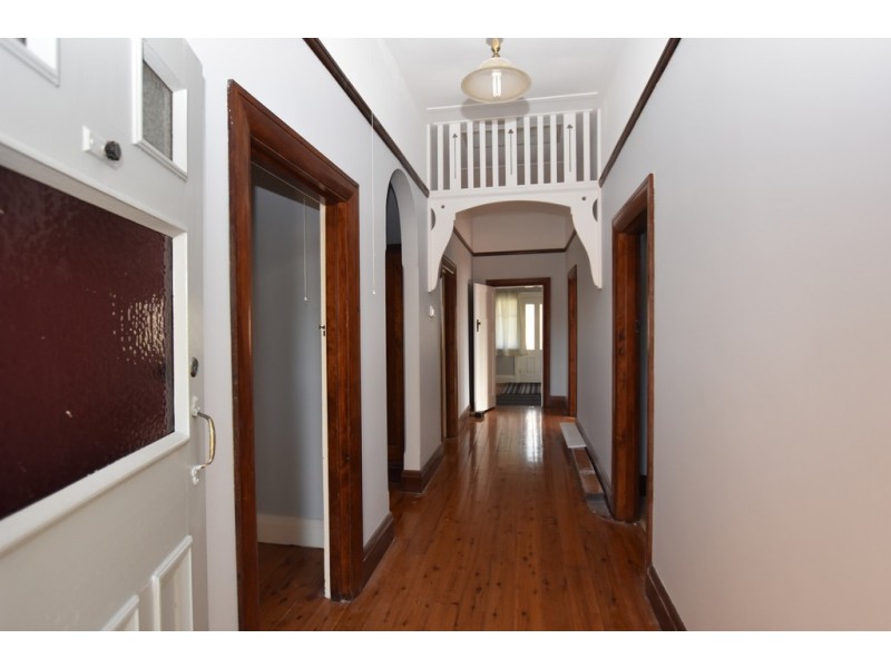 91 Peisley Street, Orange NSW 2800