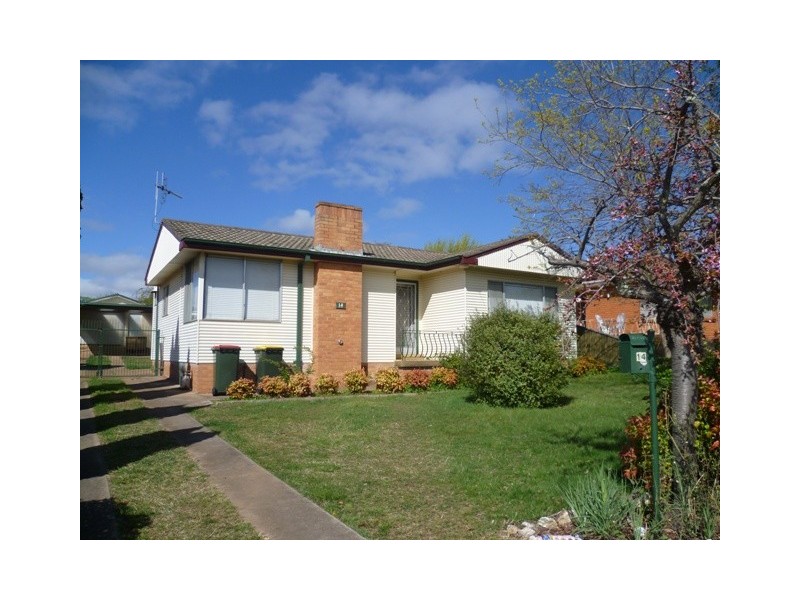 14 Legacy Avenue, Orange NSW 2800