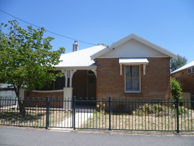 117 SALE STREET, Orange NSW 2800