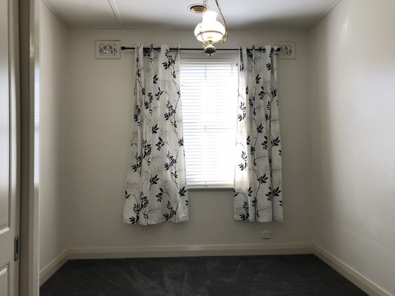 117 SALE STREET, Orange NSW 2800