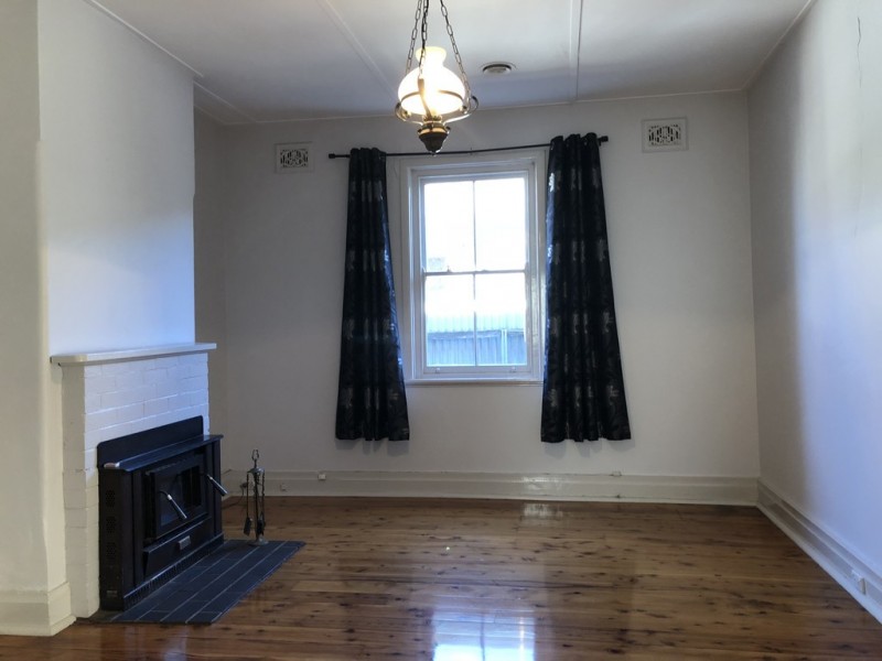 117 SALE STREET, Orange NSW 2800