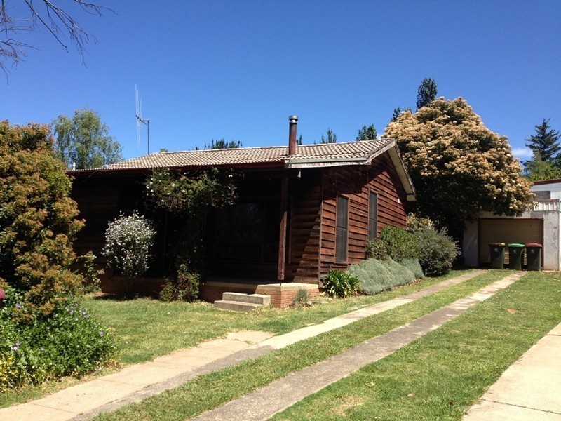 14 Collwood Crescent, Orange NSW 2800