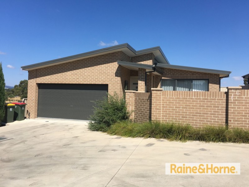 4/20 Majestic Way, Orange NSW 2800