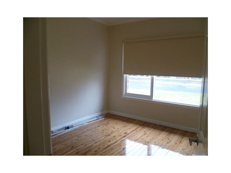 25 Racecourse Road, Orange NSW 2800