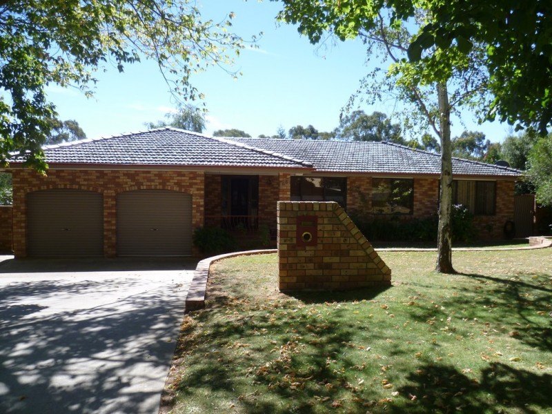 66 Wiare Circuit, Orange NSW 2800