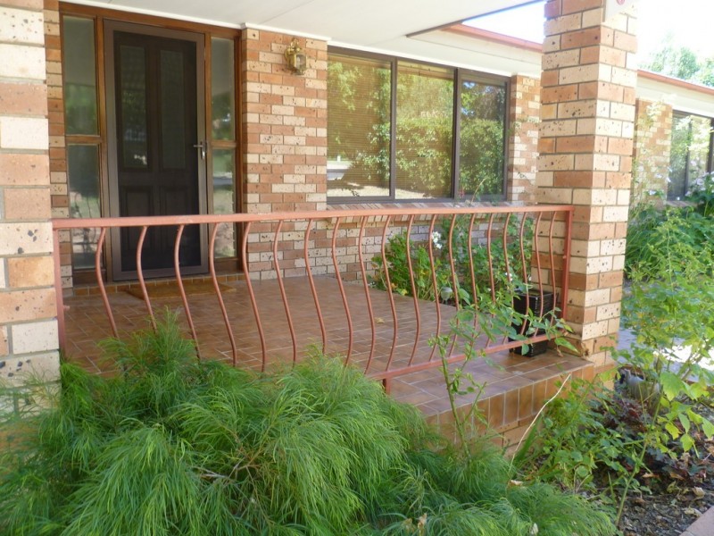 66 Wiare Circuit, Orange NSW 2800