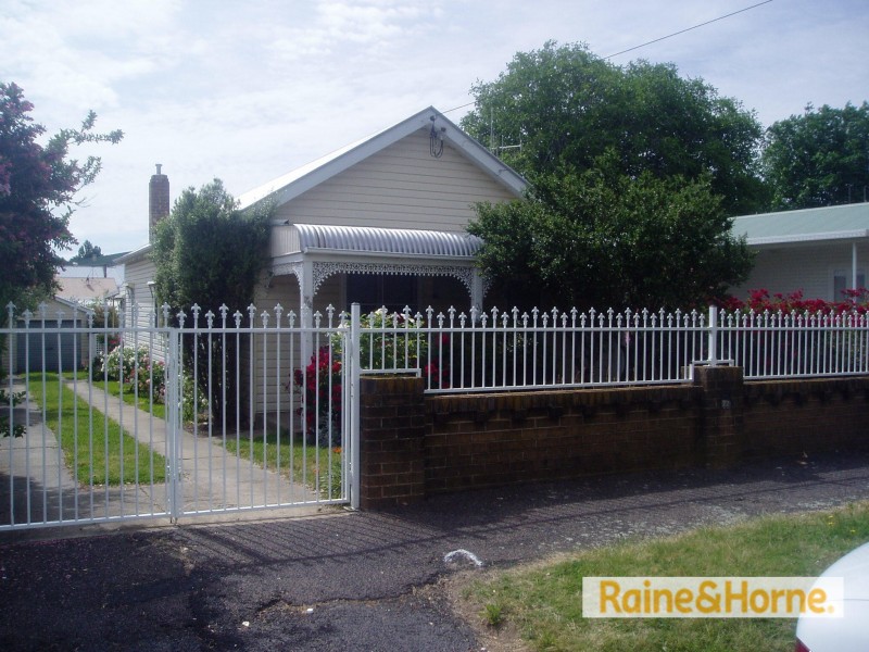 72 McLachlan Street, Orange NSW 2800