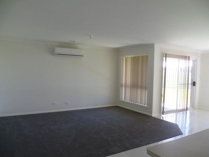 4 Burrows Court, Orange NSW 2800