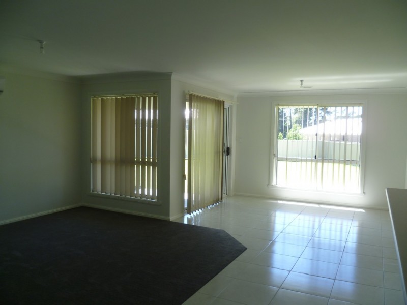 4 Burrows Court, Orange NSW 2800