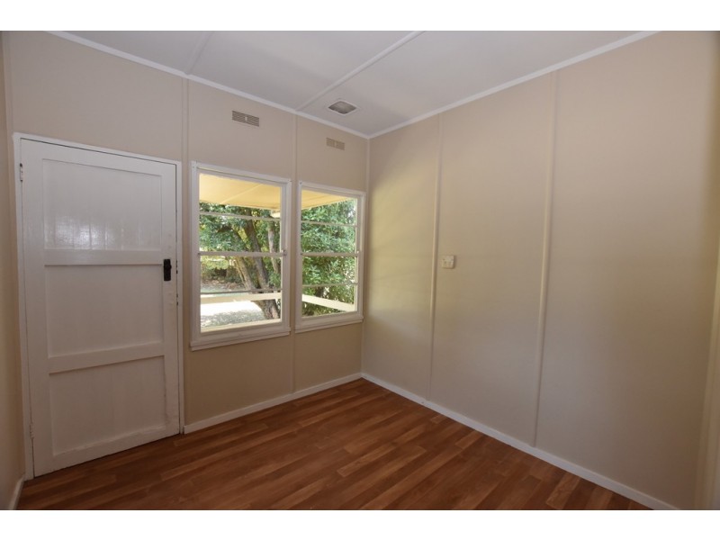 18 Endsleigh Avenue, Orange NSW 2800